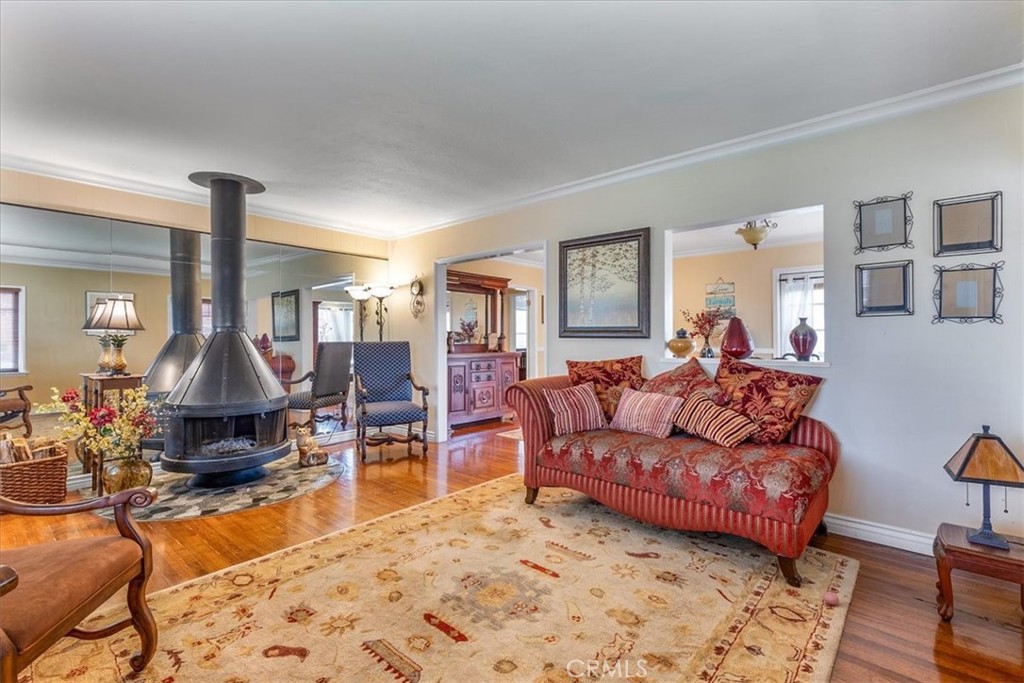 2289 Golden Avenue Avenue