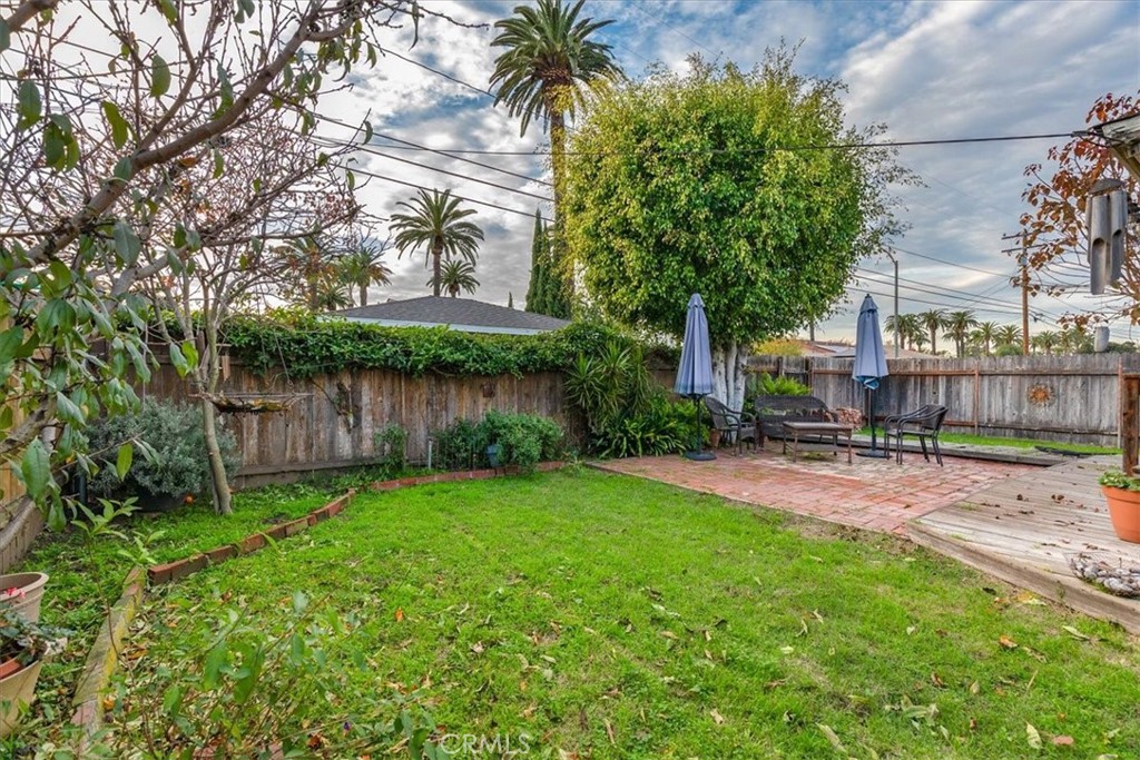 2289 Golden Avenue Avenue