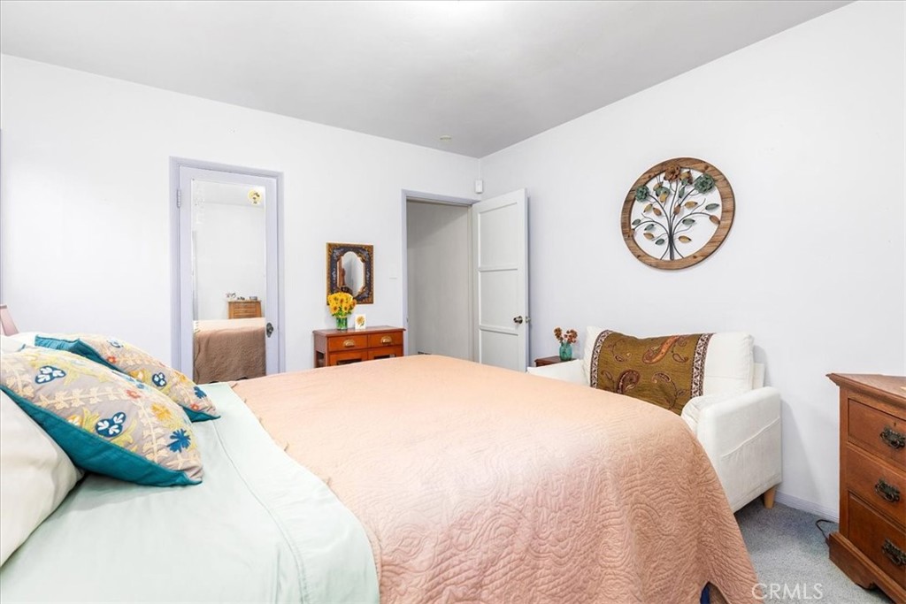 2289 Golden Avenue Avenue