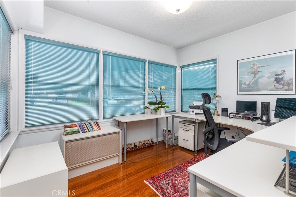 2289 Golden Avenue Avenue