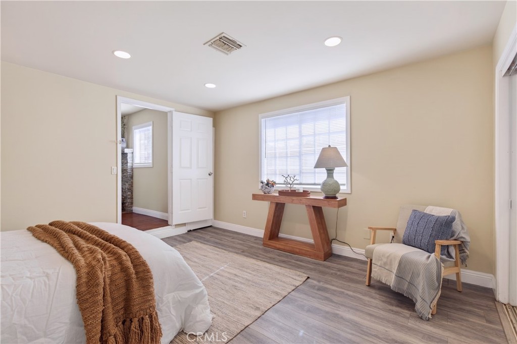 6127 Adenmoor Avenue