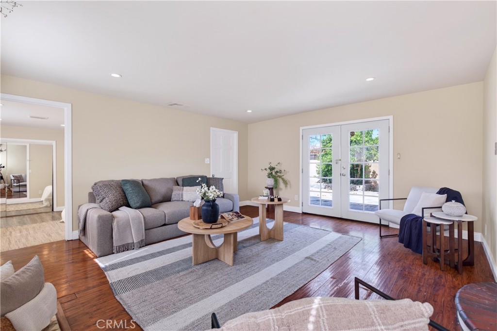 6127 Adenmoor Avenue