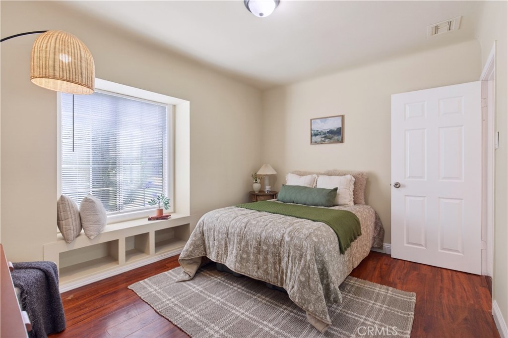 6127 Adenmoor Avenue