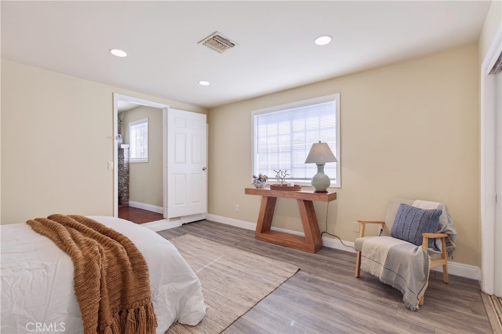 6127 Adenmoor Avenue