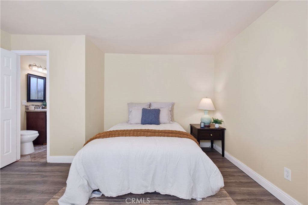 6127 Adenmoor Avenue