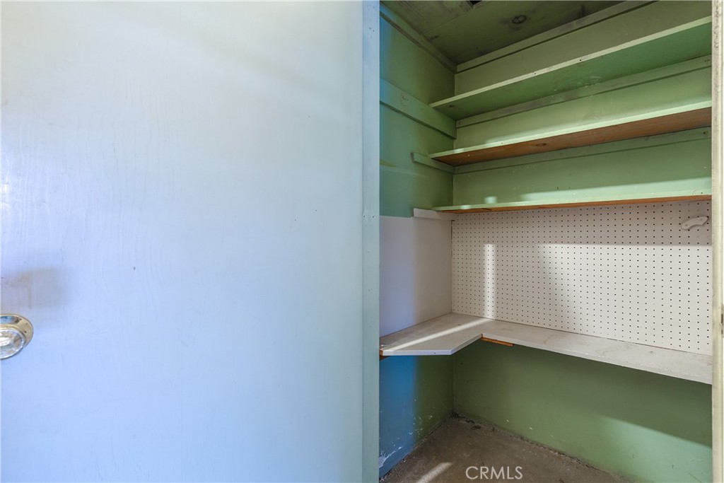 1273 E Appleton St 3