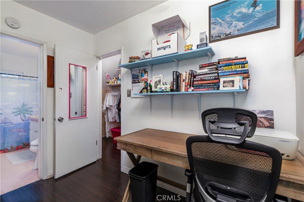 1273 E Appleton St 3