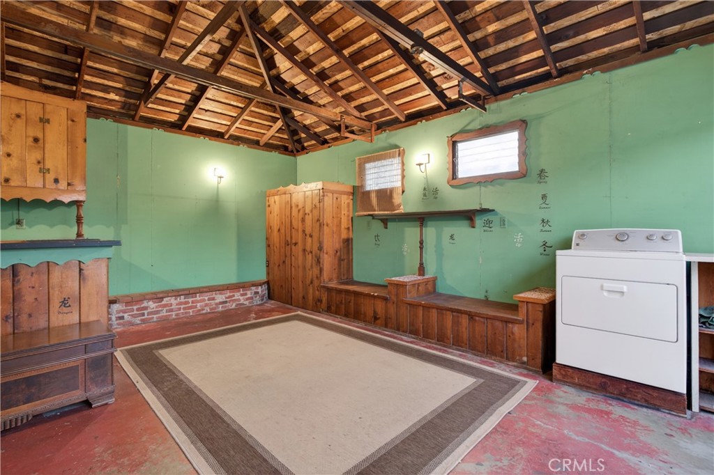 3202 Eckleson Street