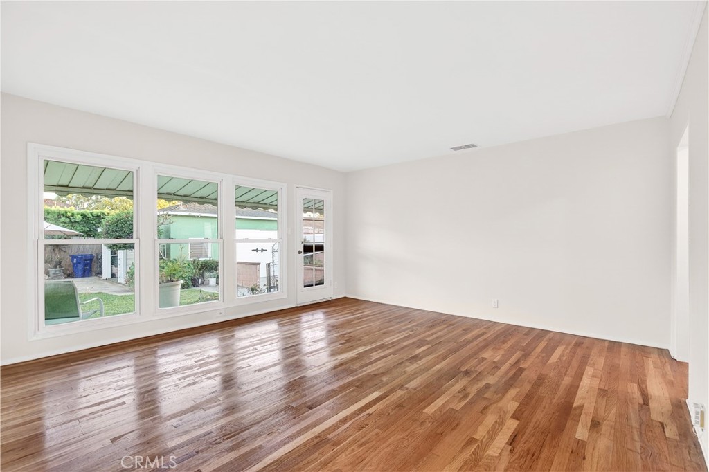 3202 Eckleson Street