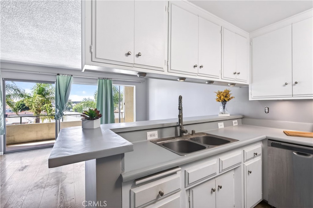 1187 East 3rd Street 305