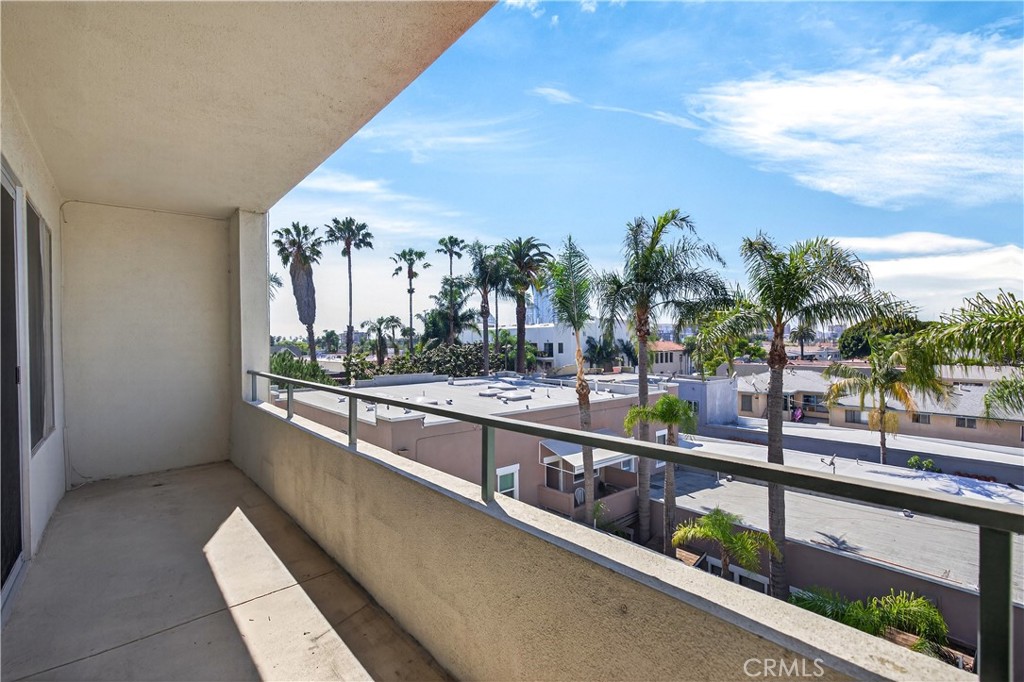 1187 East 3rd Street 305