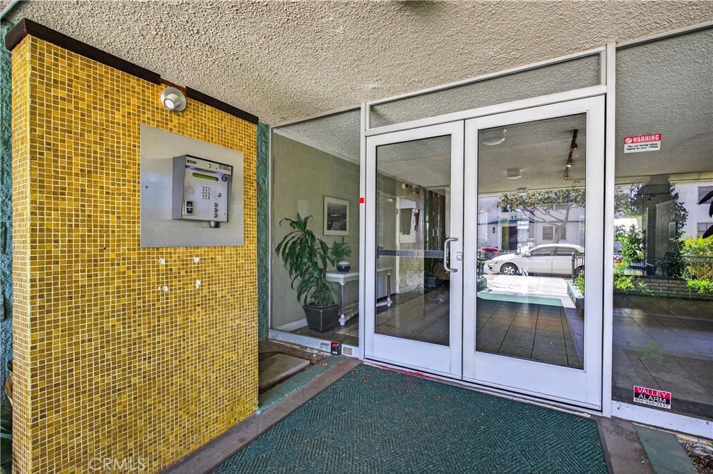 1187 East 3rd Street 305