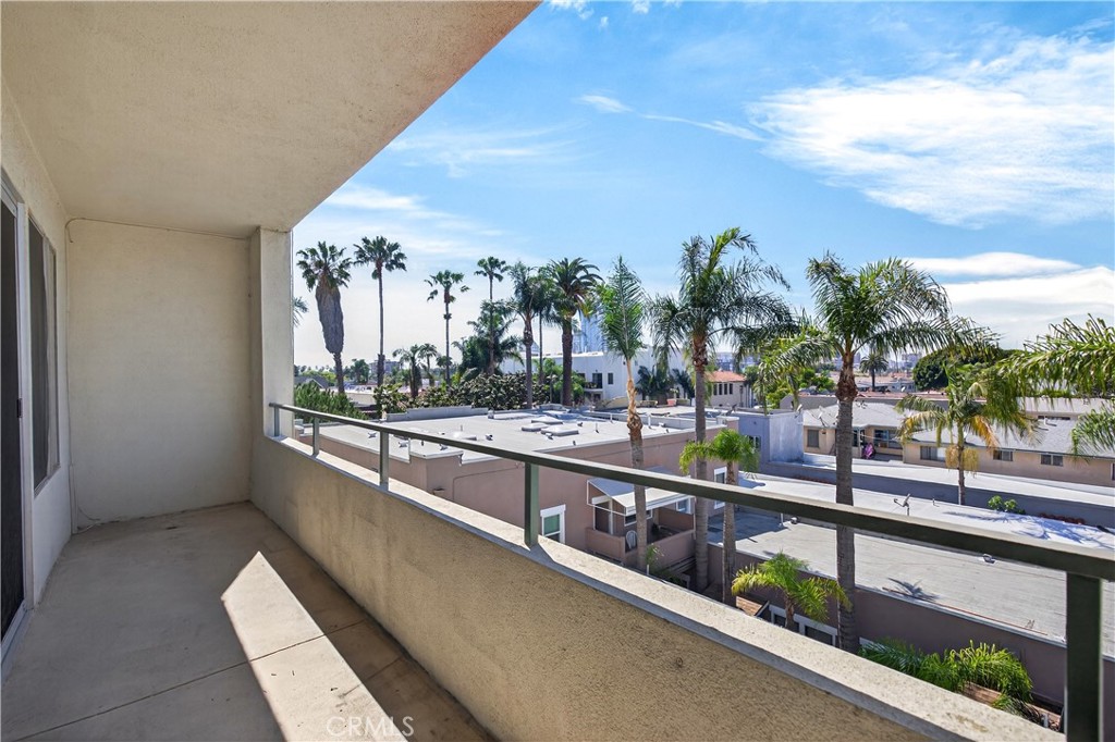 1187 East 3rd Street 305