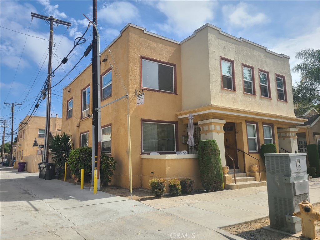 617 West 3rd Street