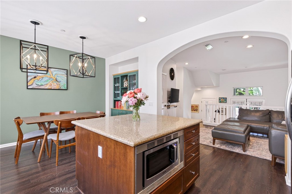 1750 Grand Avenue 6