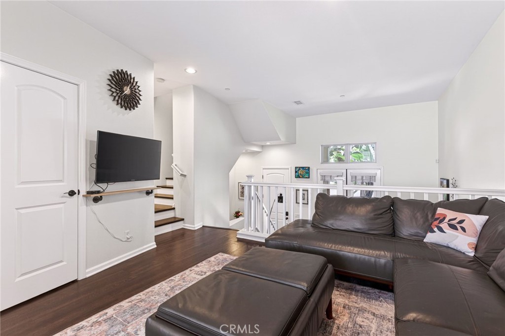 1750 Grand Avenue 6