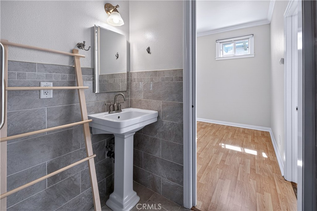 1738 East 4th Street Street 12