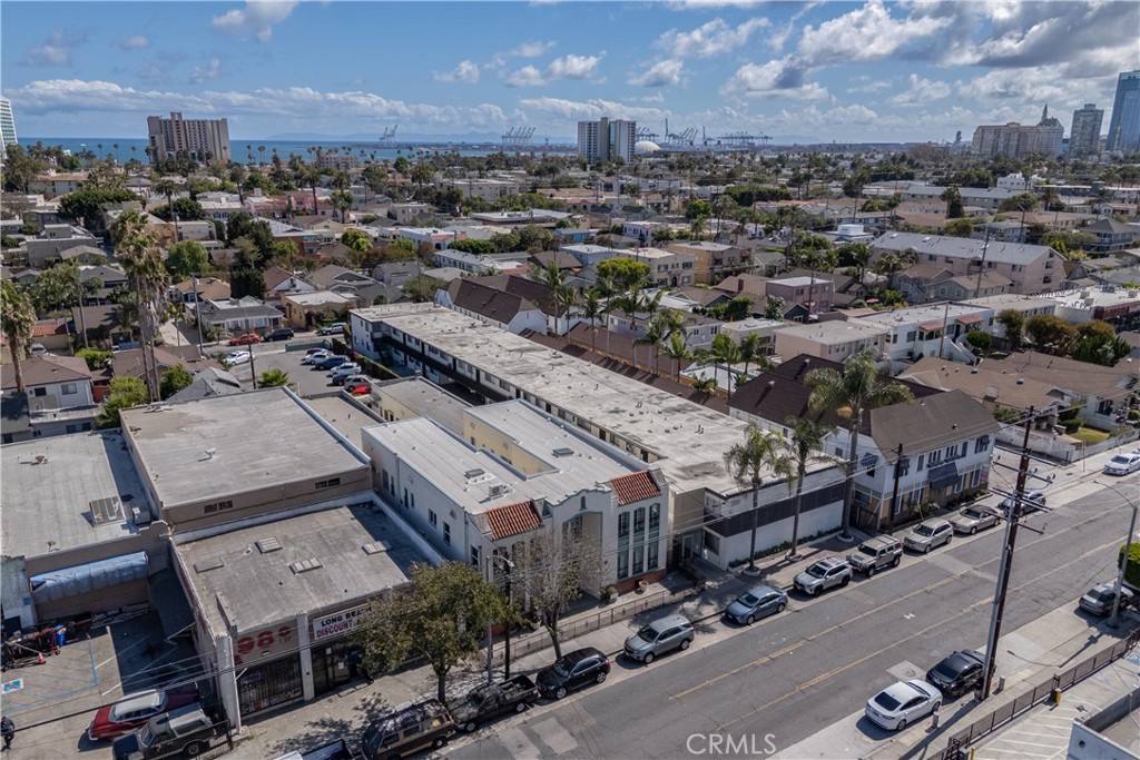1738 East 4th Street Street 12