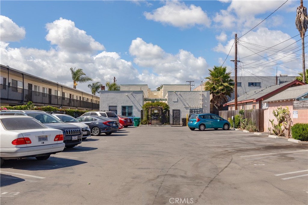 1738 East 4th Street Street 12