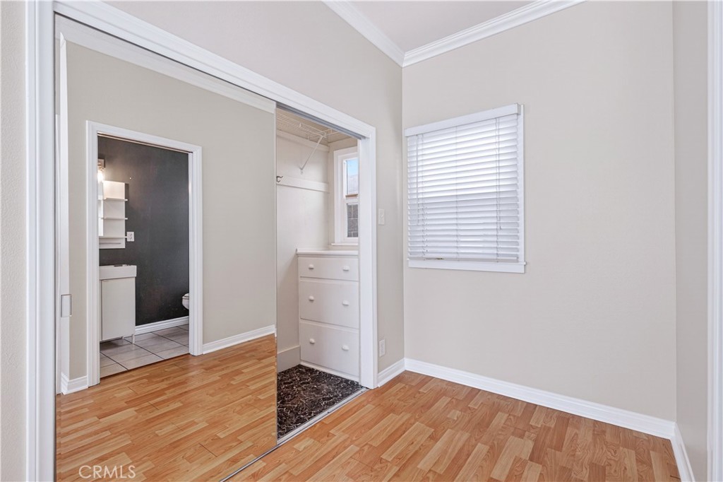 1738 East 4th Street Street 12