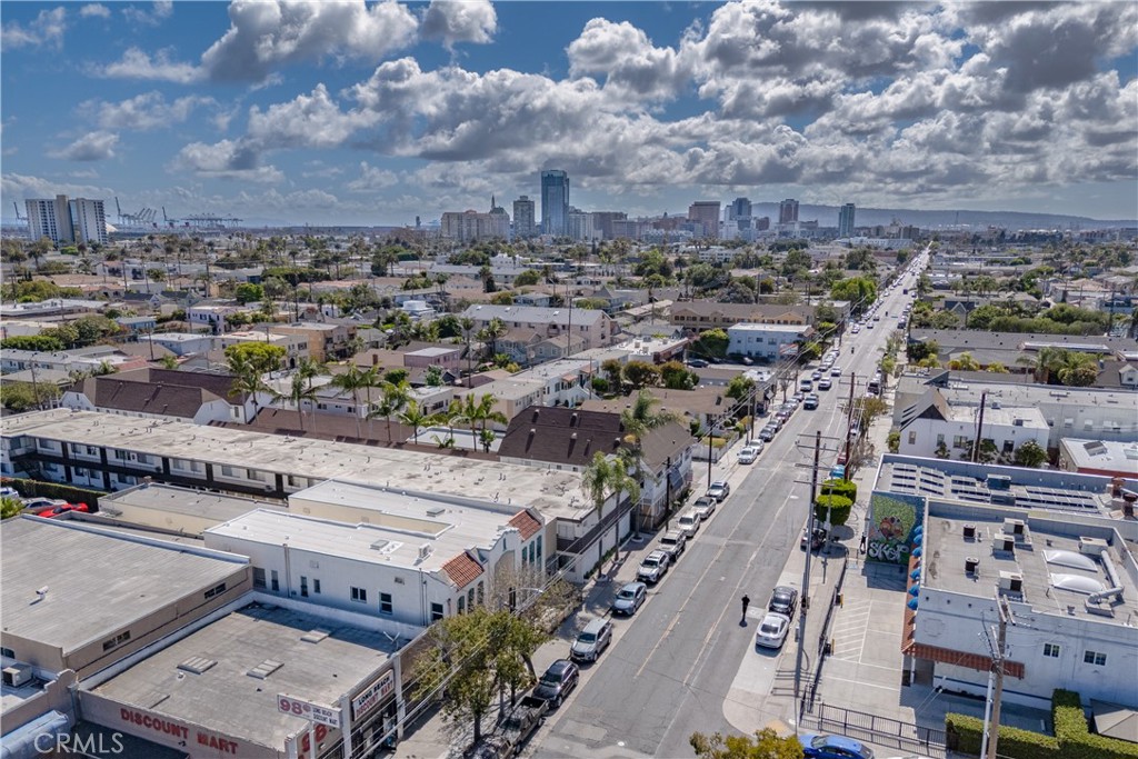 1738 East 4th Street Street 12
