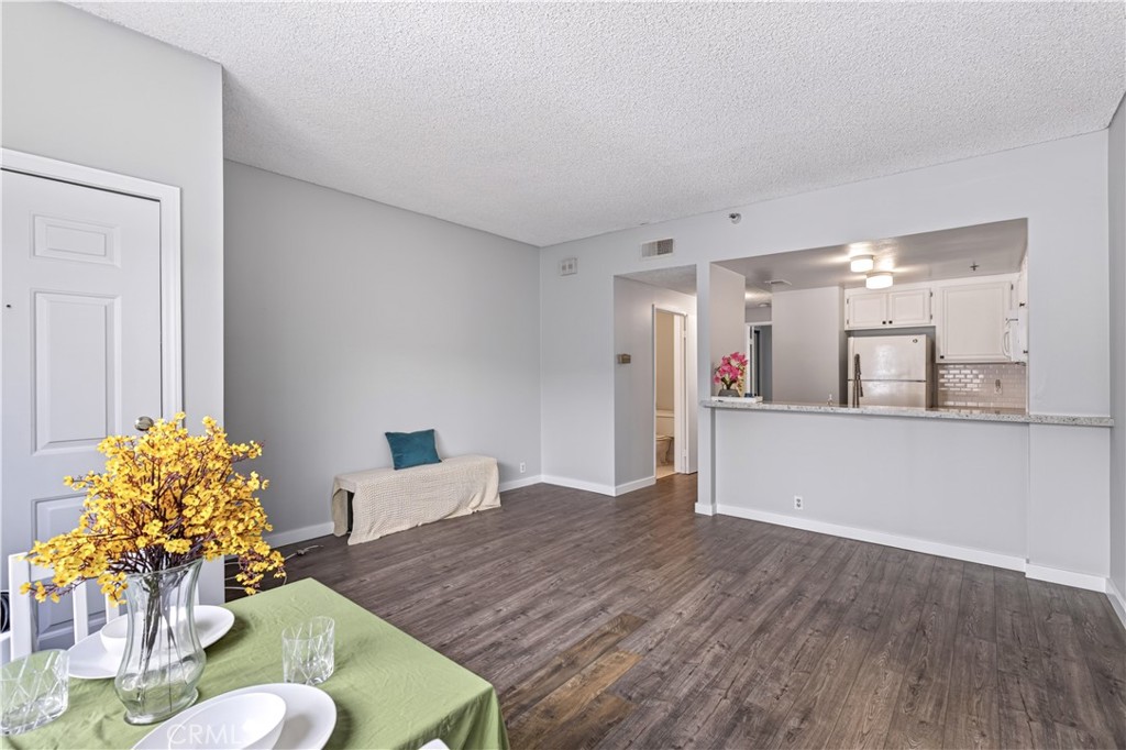 730 W 4th Street 308