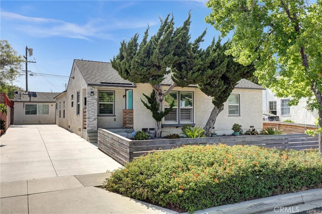 4437 Keever Avenue