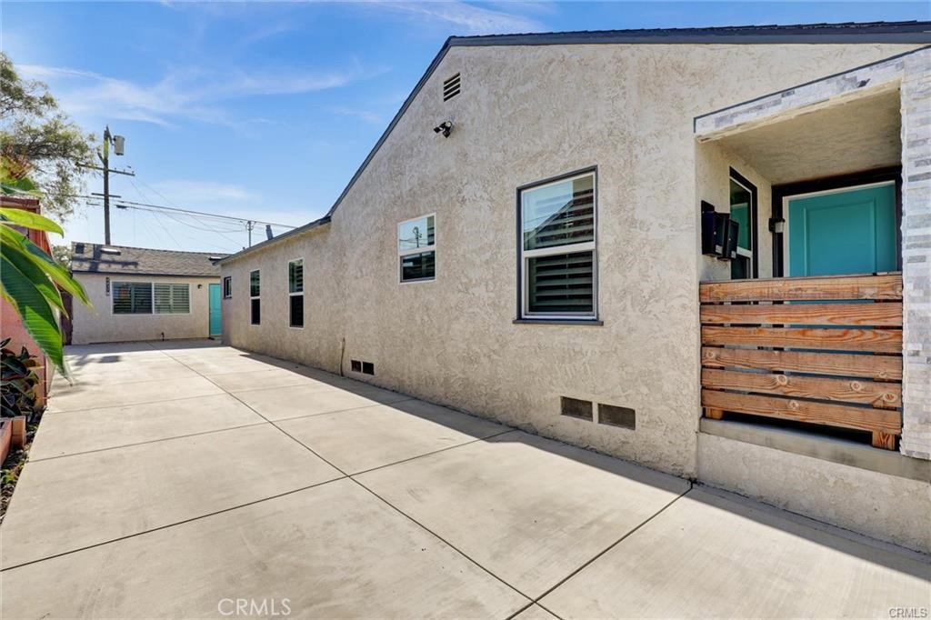 4437 Keever Avenue