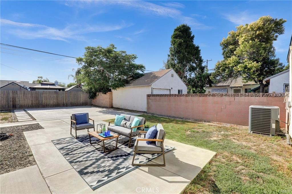 4437 Keever Avenue