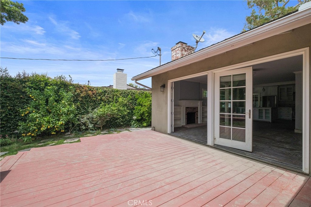 2641 Via Pacheco