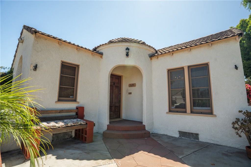 2691 Golden Avenue