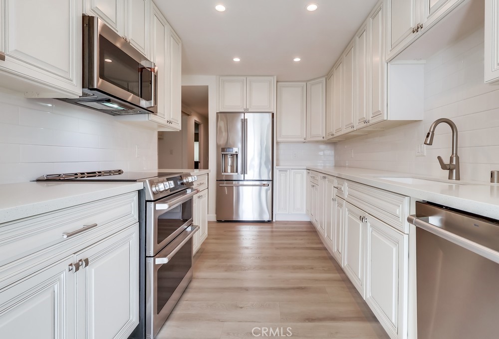 3200 La Rotonda Drive 407