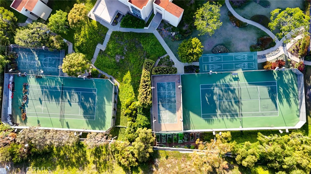 3200 La Rotonda Drive 407