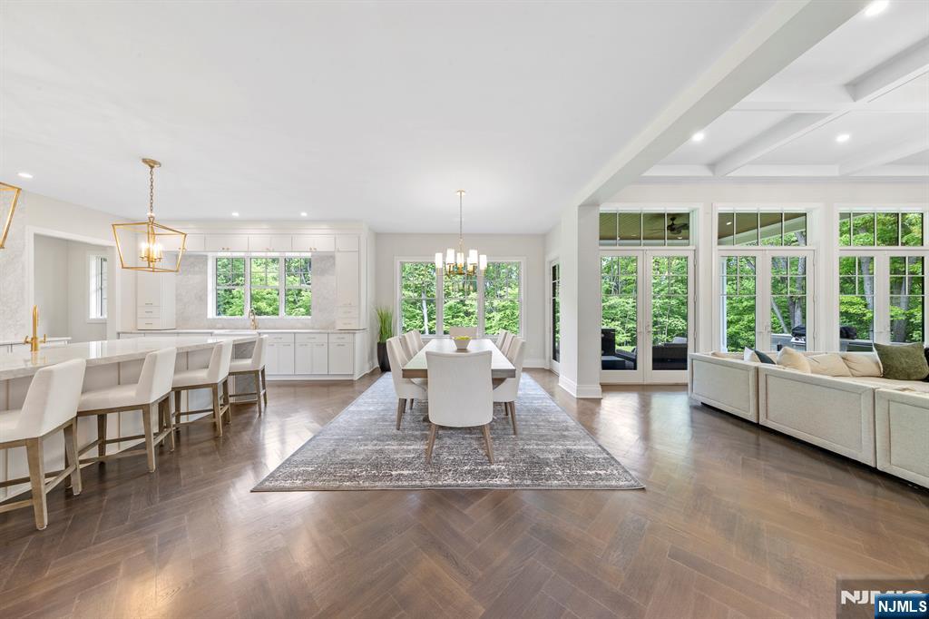 396 Knollwood Road