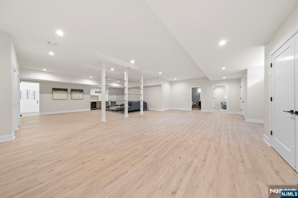 396 Knollwood Road