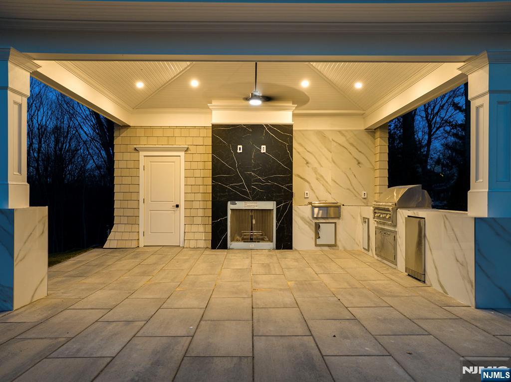 396 Knollwood Road