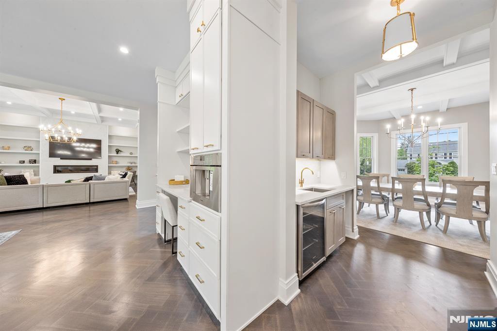 396 Knollwood Road