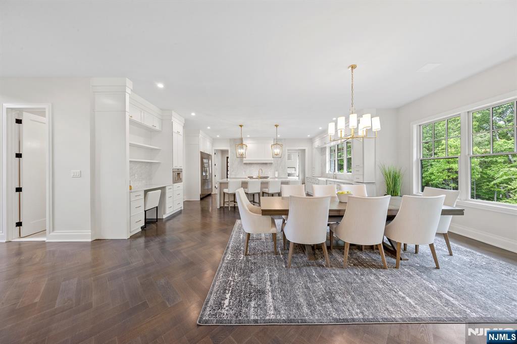 396 Knollwood Road