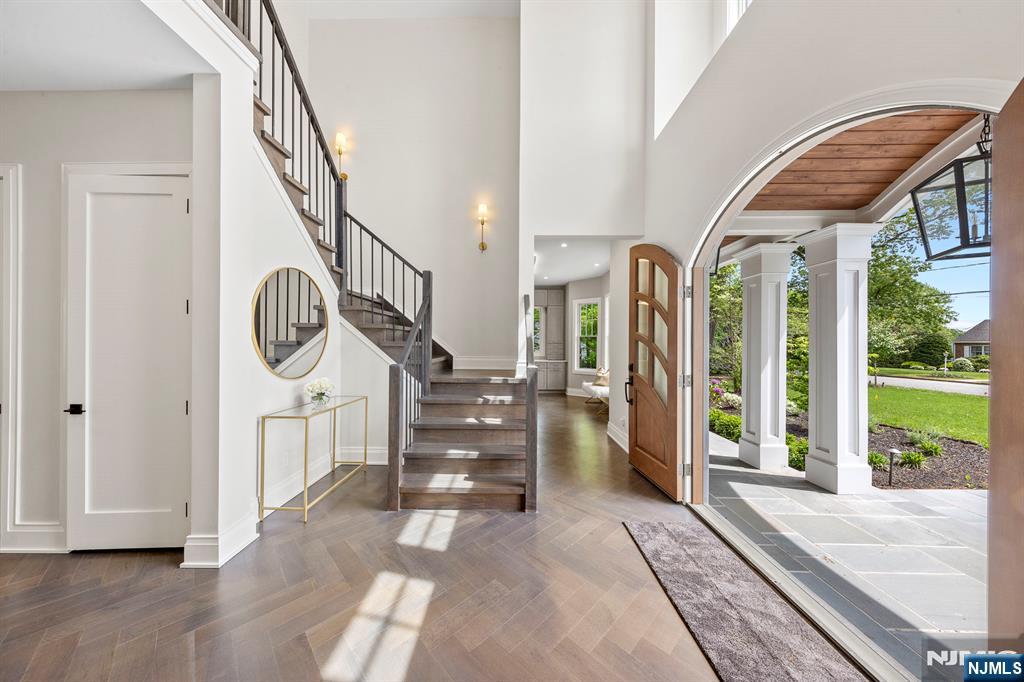 396 Knollwood Road