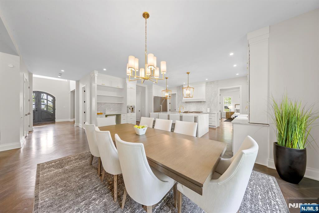 396 Knollwood Road
