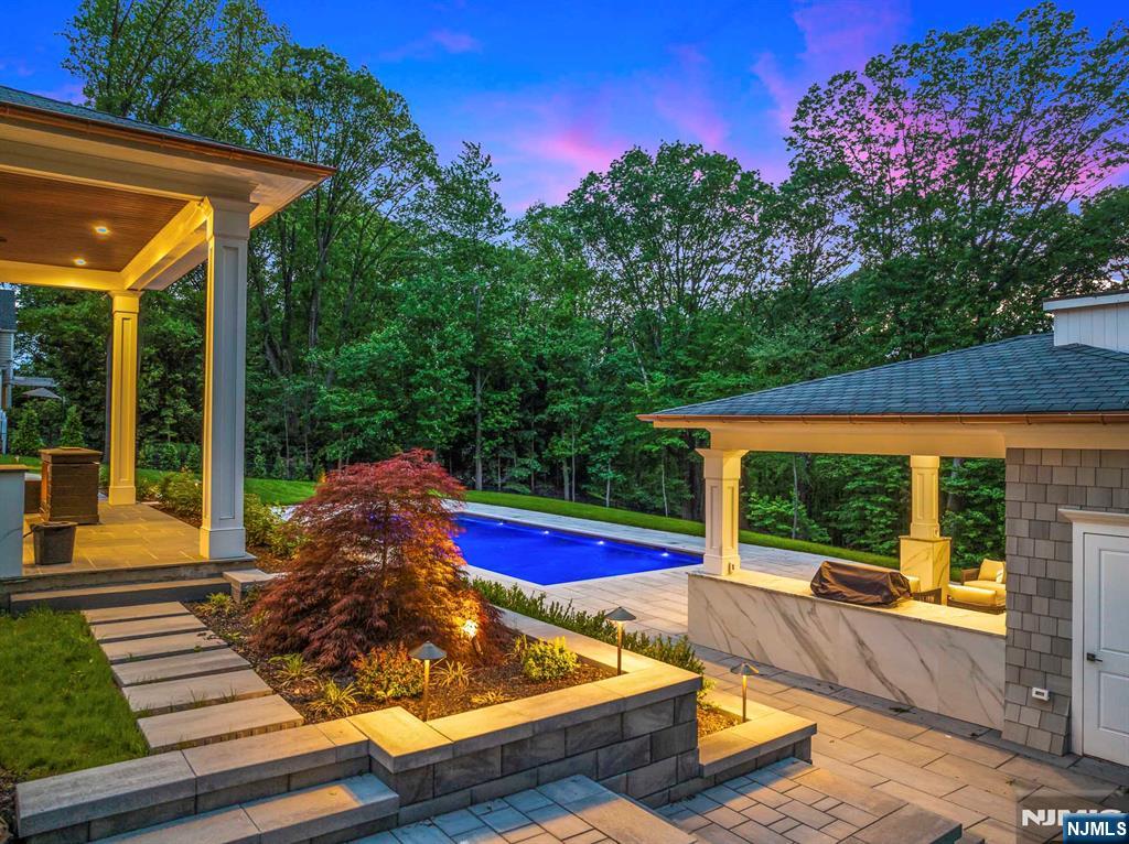 396 Knollwood Road