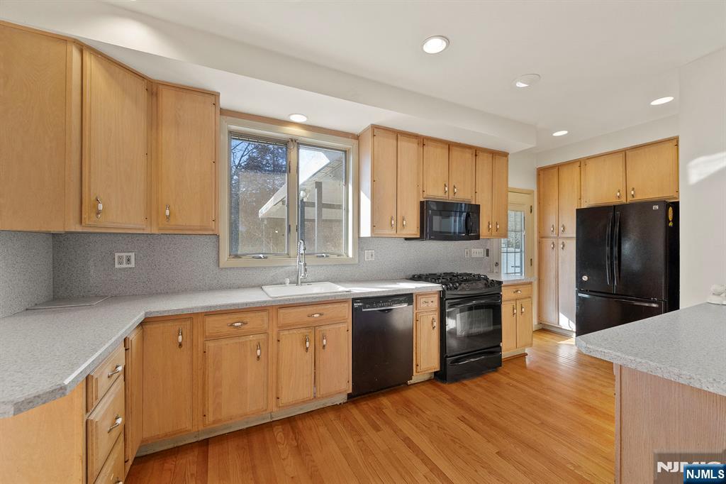 124 Hudson Avenue