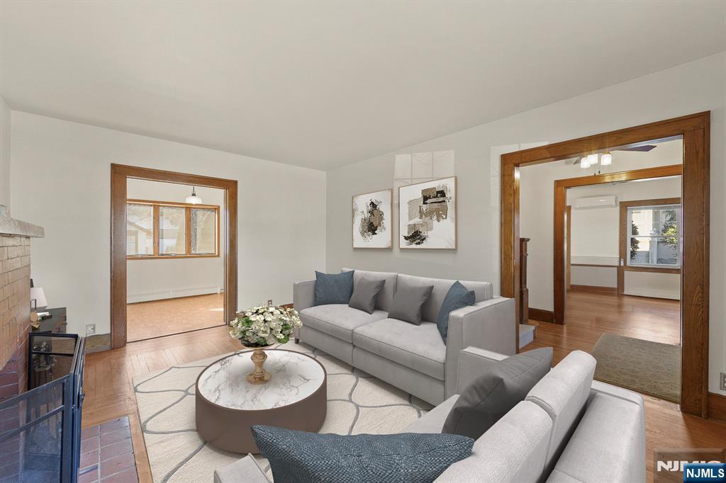 124 Hudson Avenue