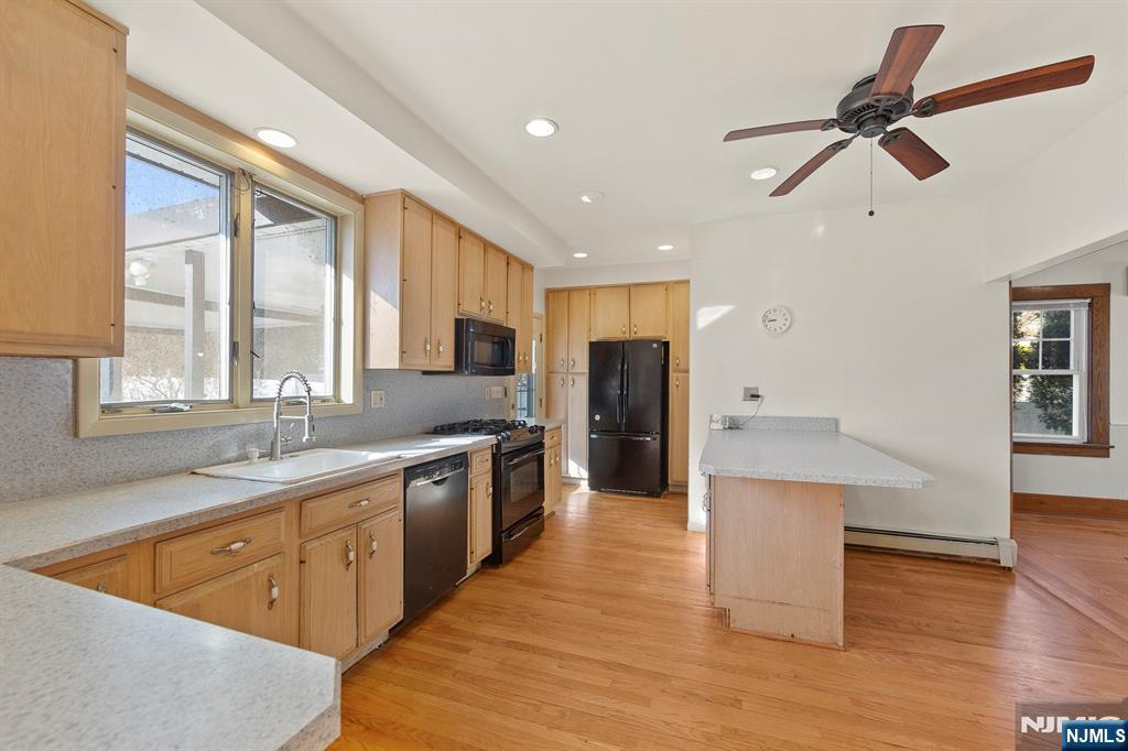 124 Hudson Avenue