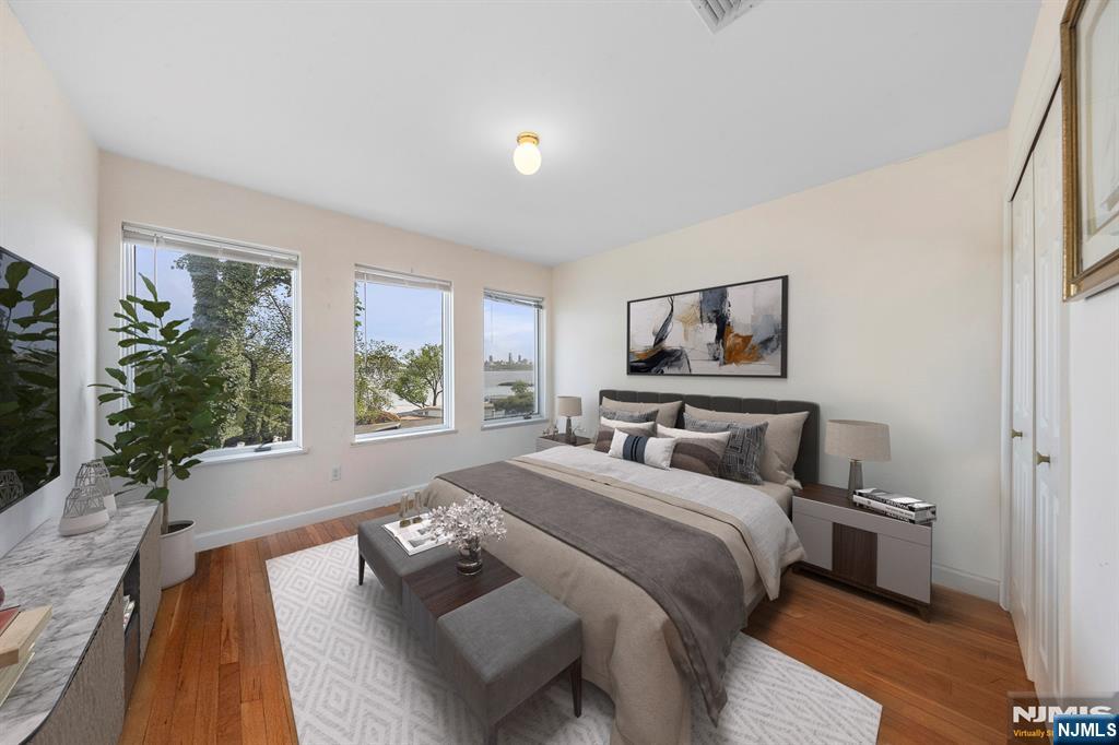4 Colony Road