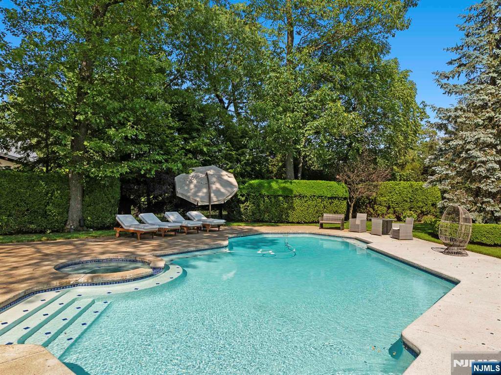 172 Truman Drive