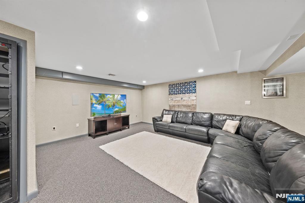 172 Truman Drive