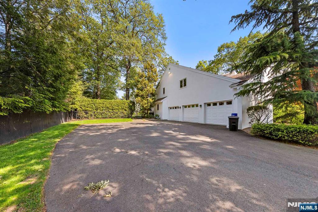 172 Truman Drive