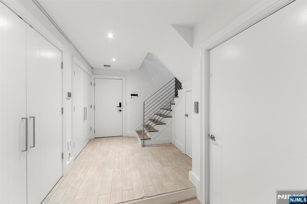 24 Casta Lane