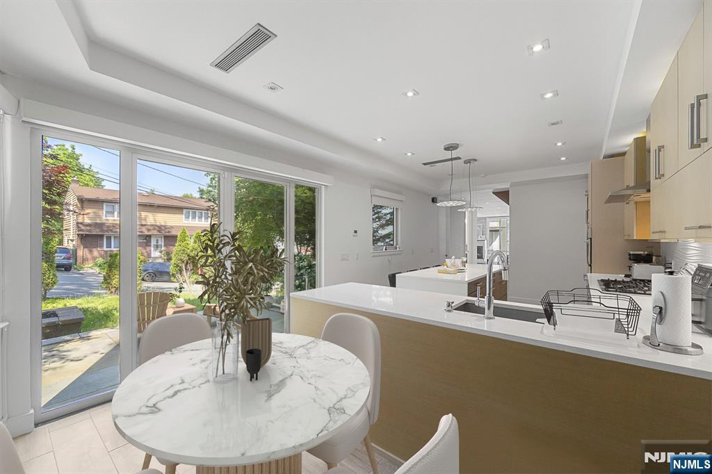 24 Casta Lane